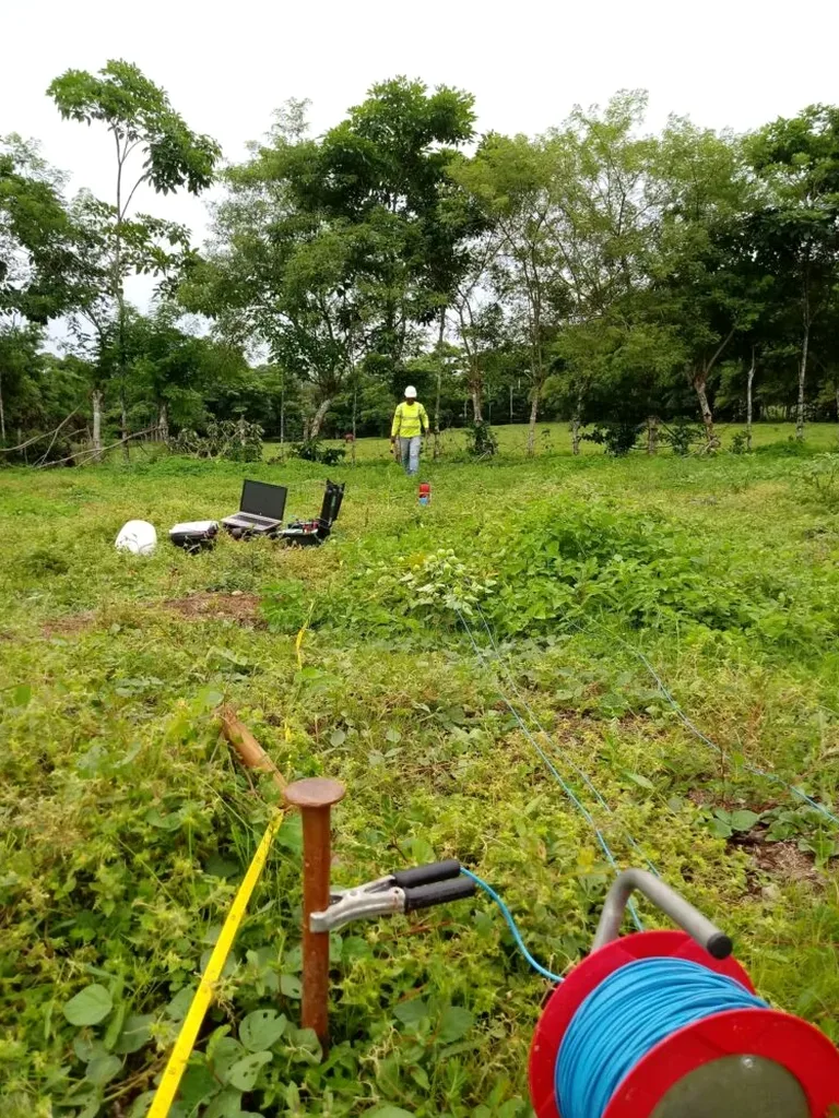 Diseño de Vibrocompactación en Lo Prado: Mejoramiento de Suelos Granulares